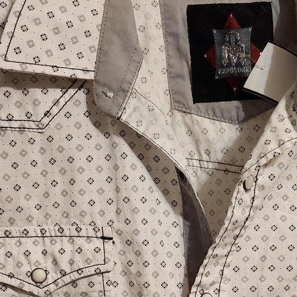 TM Exposure western style shirt, w cool geometric pattern & pearl style buttons - Picture 1 of 6